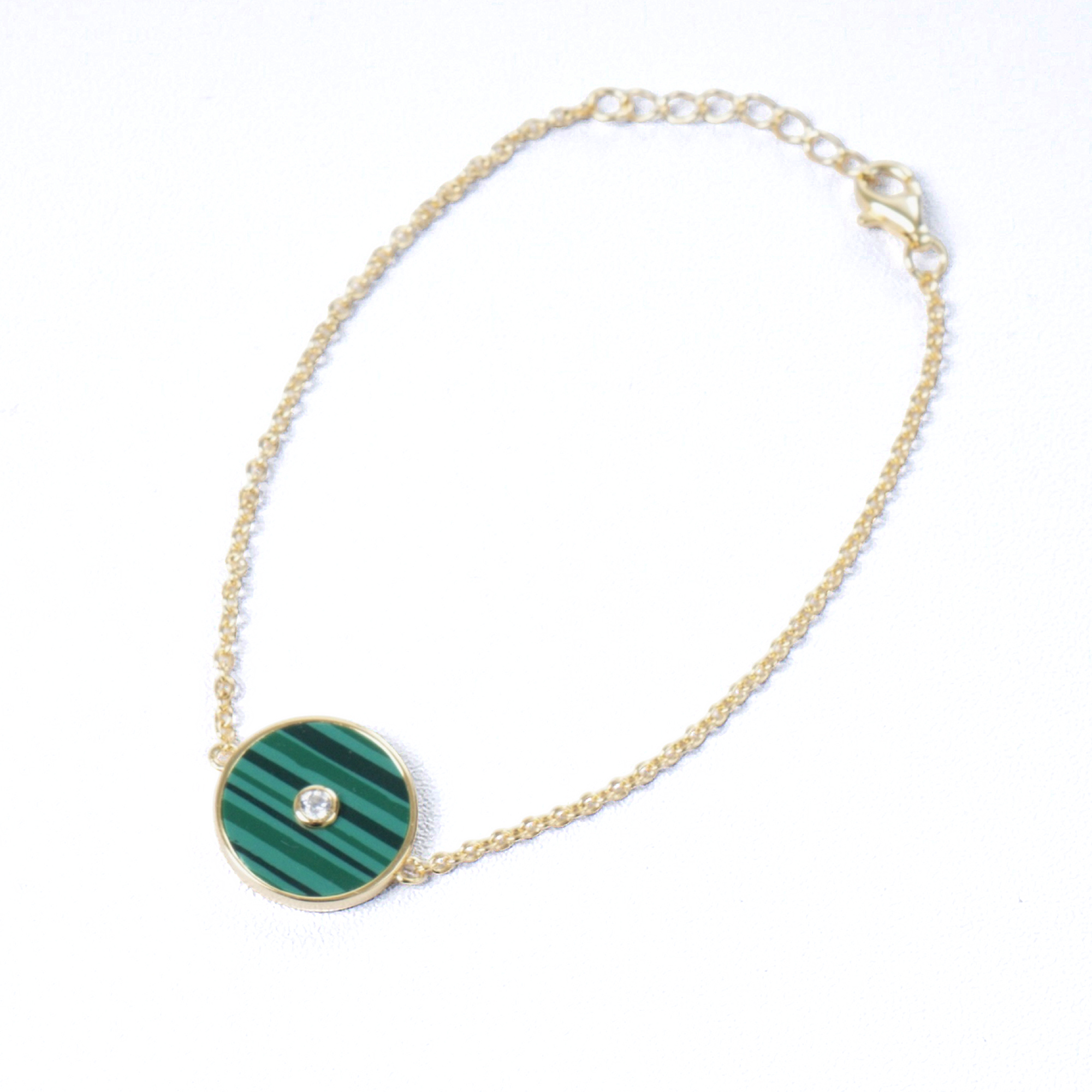 Vibrant Emerald Gold Bracelet (BR02...